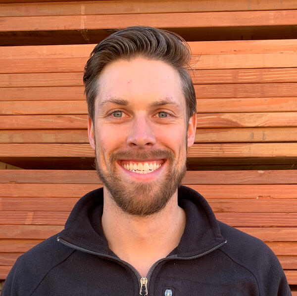 Headshot of Henning Schoene